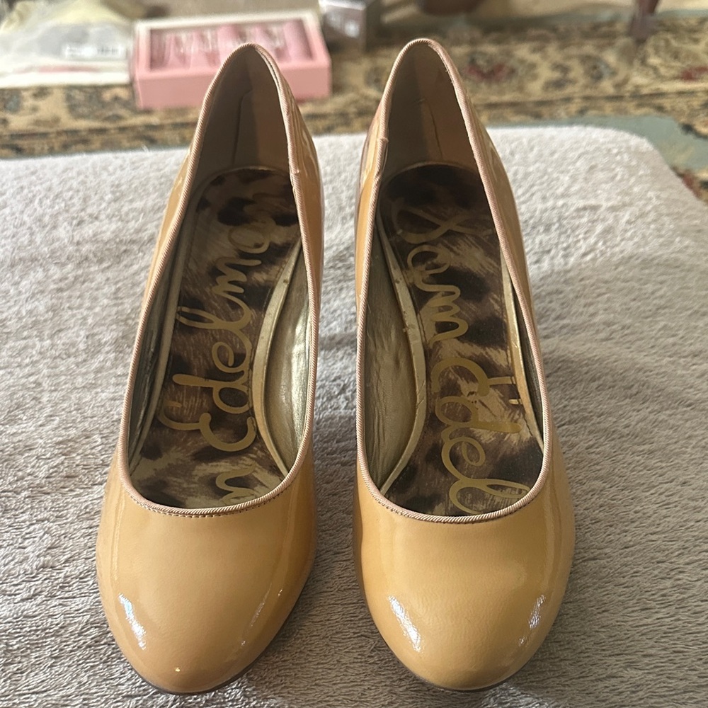 Sam Edelman Beige Patent Heels Camdyn Leather Nude
Taupe Heels 8 1/2